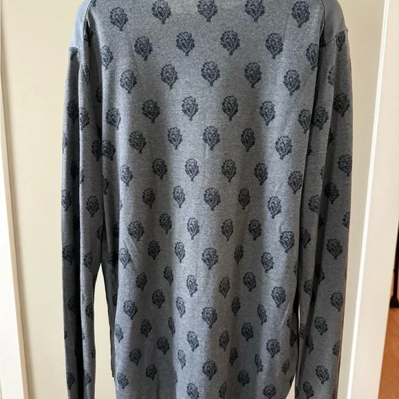 Dolce & Gabbana Black and Gray Crewneck Sweater with Bold Lion Design